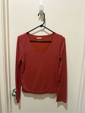 Heart Hips Rust Red V-Neck Long Sleeve Top